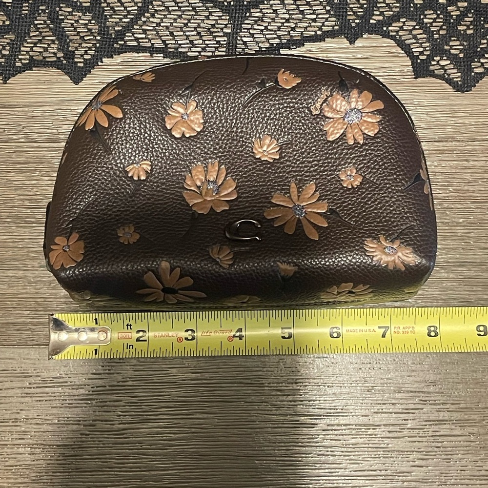 Coach Floral Embossed Brown Leather Bag. NWOT - Picture 6 of 8